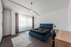 The City Center Penthouse by PS