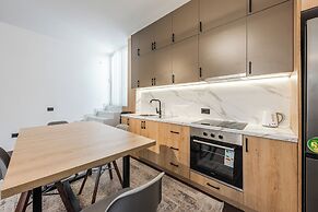 The City Center Penthouse by PS