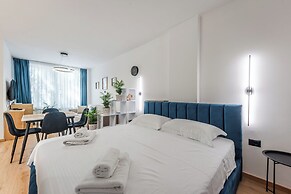 Coastal Pines Studio