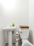 Modern House in Yautepec l Pool & Garden