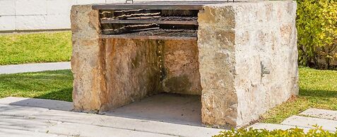 Modern House in Yautepec l Pool & Garden