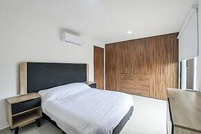 Beautiful apartment near the beach