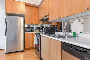 Cozy 1 Bedroom Townhouse