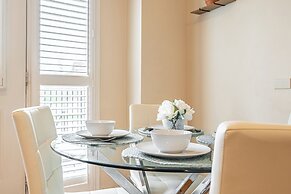 Cozy 1 Bedroom Townhouse