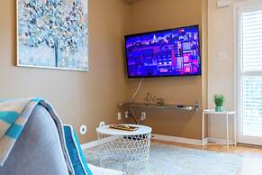 Cozy 1 Bedroom Townhouse