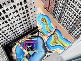 Serene And Tidy Studio Apartment Transpark Juanda Bekasi Timur