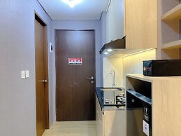 Serene And Tidy Studio Apartment Transpark Juanda Bekasi Timur