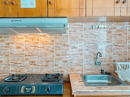 Warm And Modern Studio At Bassura City Apartment