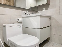 Elegant 3Br With Private Lift And Extra Room Menara Jakarta Kemayoran 