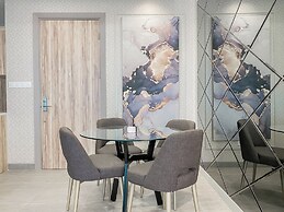 Elegant 3Br With Private Lift And Extra Room Menara Jakarta Kemayoran 