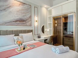 Elegant 3Br With Private Lift And Extra Room Menara Jakarta Kemayoran 