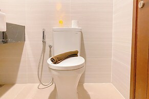 Homey And Cozy Living Studio At West Vista Apartment