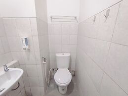 Homey Studio With Easy Pool Access Apartment At Suncity Residence