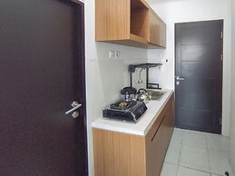 Homey Studio With Easy Pool Access Apartment At Suncity Residence