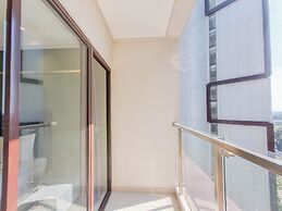 Homey And Minimalist Studio At Patraland Amarta Apartment