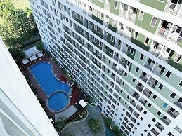 Best Deal And Homey Studio Grand Sentraland Karawang Apartment