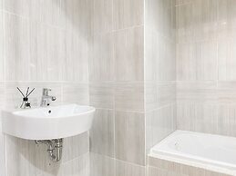 Good And Restful 1Br Vasanta Innopark Apartment