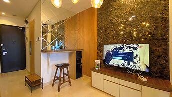 Nice And Homey 1Br At Sudirman Suites Apartment