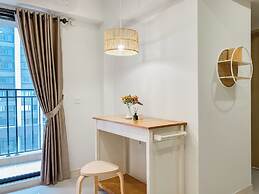 Well Furnished And Comfort 2Br Meikarta Apartment