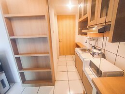 Modern And Comfy Studio (No Kitchen) At The City Square Apartment