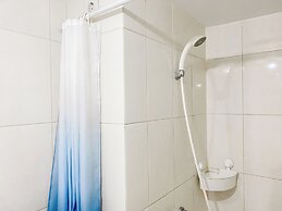 Comfy And Well Furnished 2Br Springlake Summarecon Bekasi Apartment