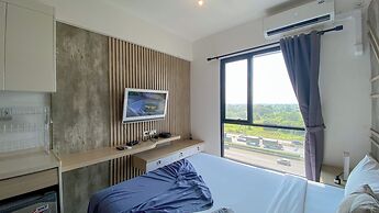 Homey And Clean Studio At Sky House Alam Sutera Apartment