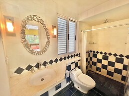 Casa Amable by Ronny's place - Manuel Antonio