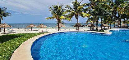 Oceanfront Condo at Unique Location