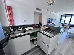 Oceanfront Condo at Unique Location