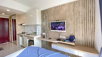 Warm And Homey Studio At Sky House Alam Sutera Apartment