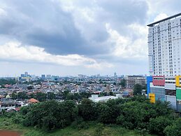 Good Place And Homey 2Br Bassura City Apartment Near Mall