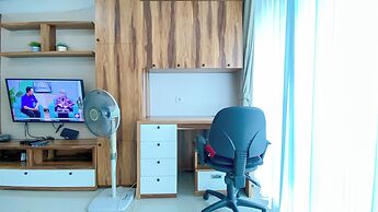 Big And Comfy Studio At Kemang Village Apartment