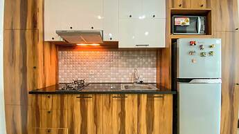 Big And Comfy Studio At Kemang Village Apartment