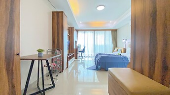 Big And Comfy Studio At Kemang Village Apartment
