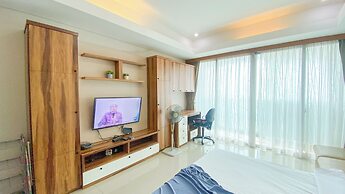 Big And Comfy Studio At Kemang Village Apartment