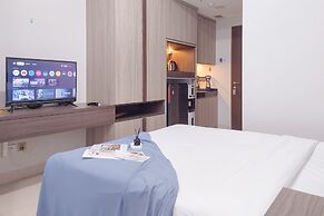 Good Place And Comfy Studio At Transpark Bintaro Apartment