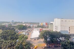 Good Place And Comfy Studio At Transpark Bintaro Apartment