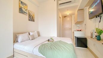 Warm And Simply Look Studio Apartment Tokyo Riverside Pik 2