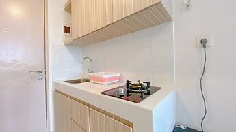 Warm And Simply Look Studio Apartment Tokyo Riverside Pik 2