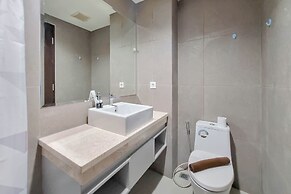 Homey And Scenic Studio At Patraland Amarta Apartment