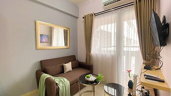 Good Deal And Homey 2Br Green Pramuka City Apartment