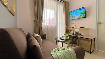 Good Deal And Homey 2Br Green Pramuka City Apartment