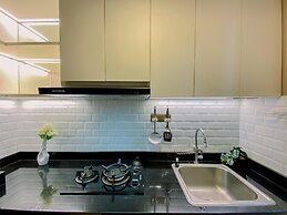 Comfy And Good Place Studio Citra Living Apartment