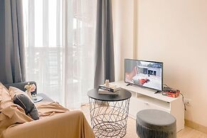 Elegant And Nice 2Br At Menteng Park Apartment