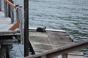 Siltcoos Station Retreats