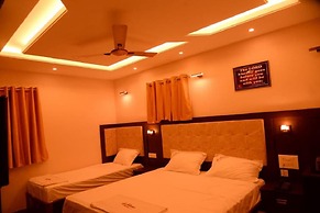 Le Emerald Residency