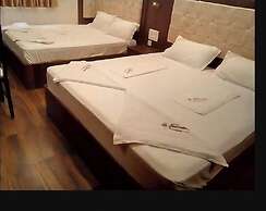 Le Emerald Residency