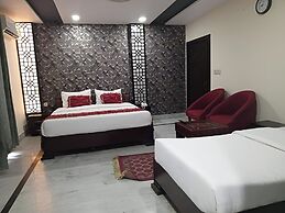 Babar Khan Hotel