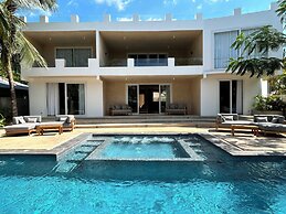 Private Pool Villa Kokos