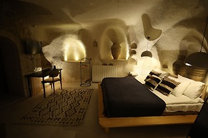 Potamia Cave Suites